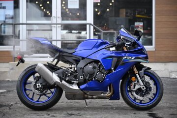 New 2026 Yamaha YZF-R1