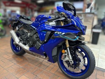 New 2026 Yamaha YZF-R1