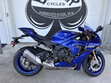 New 2026 Yamaha YZF-R1