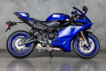 New 2026 Yamaha YZF-R9
