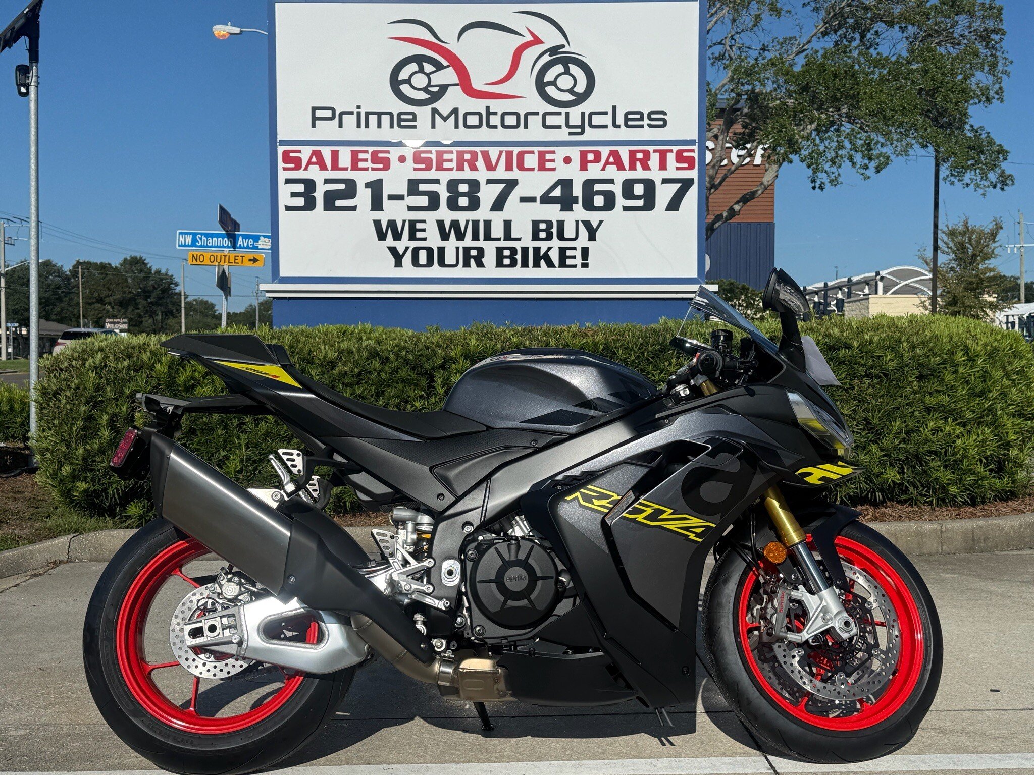 New 2027 Aprilia RSV4