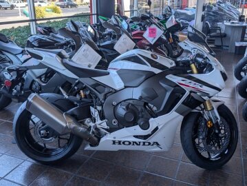 New 2027 Honda CBR1000RR
