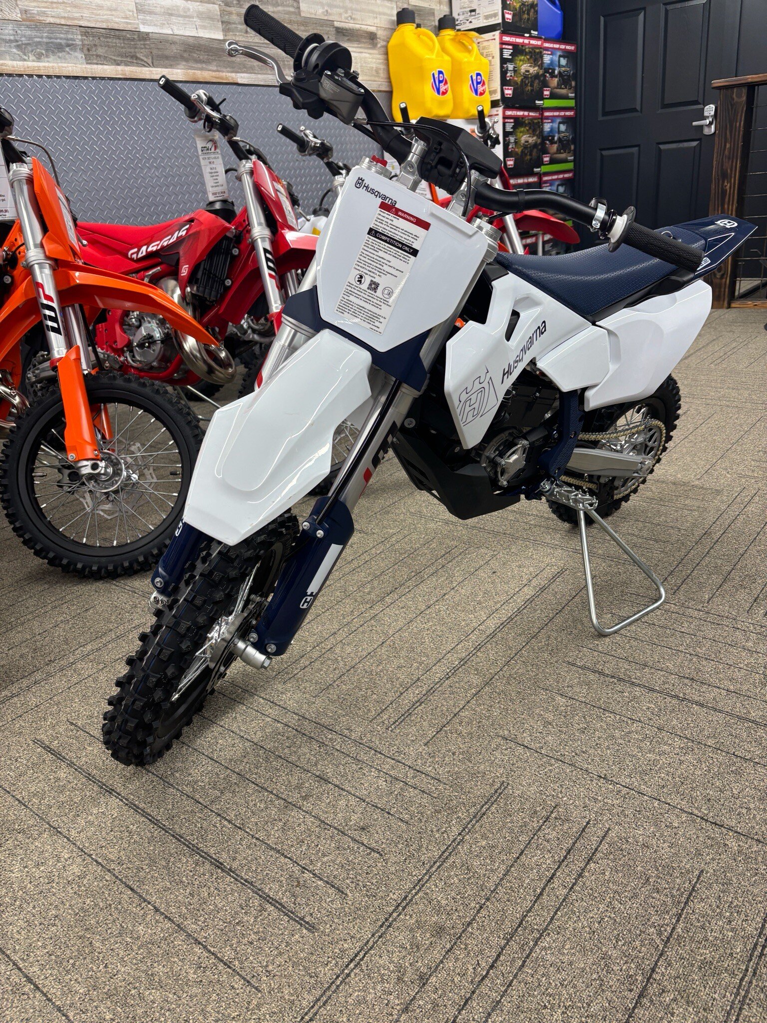 New 2027 Husqvarna EE 5