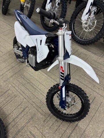 New 2027 Husqvarna EE 5