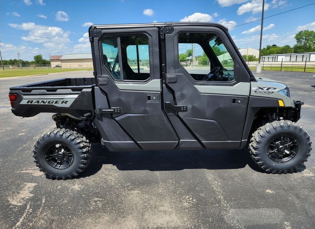 New 2027 Polaris Ranger Crew XP 1000 Cab