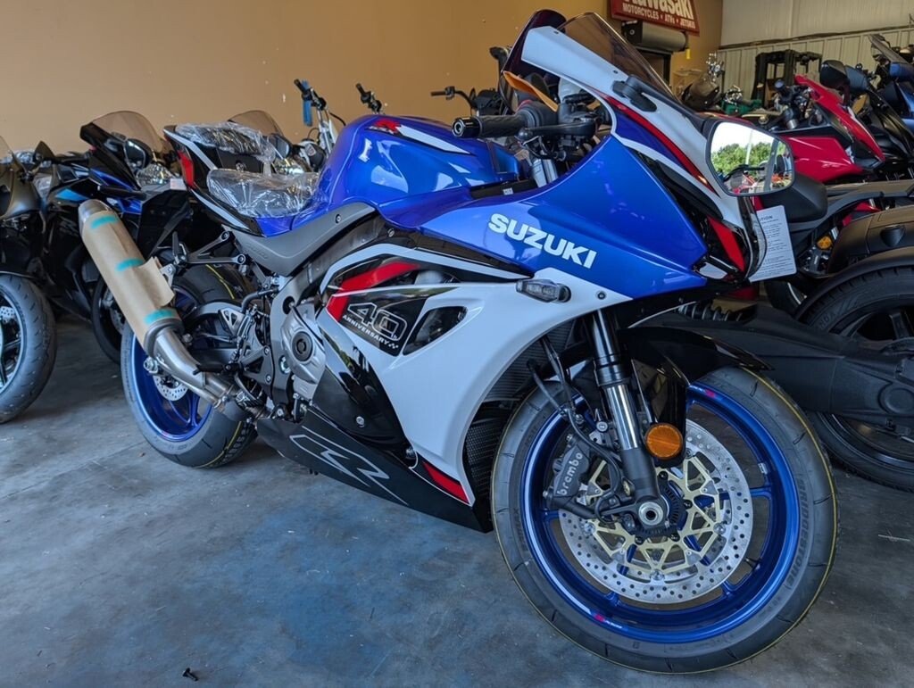 New 2027 Suzuki GSX-R1000