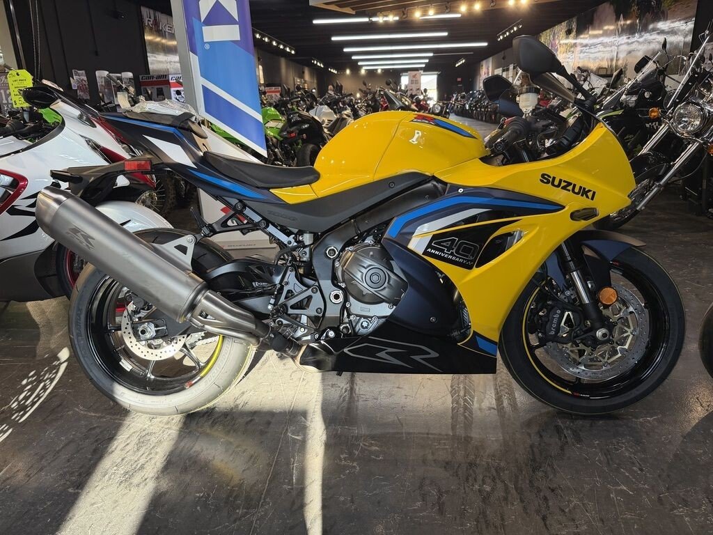 New 2027 Suzuki GSX-R1000