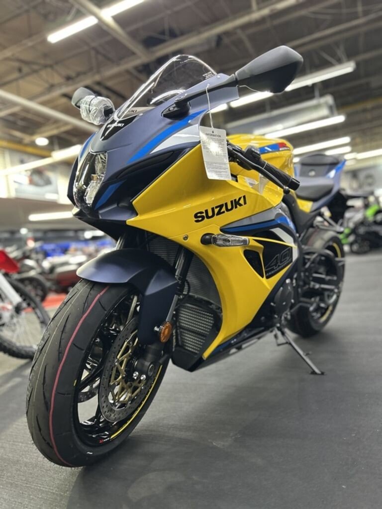 New 2027 Suzuki GSX-R1000