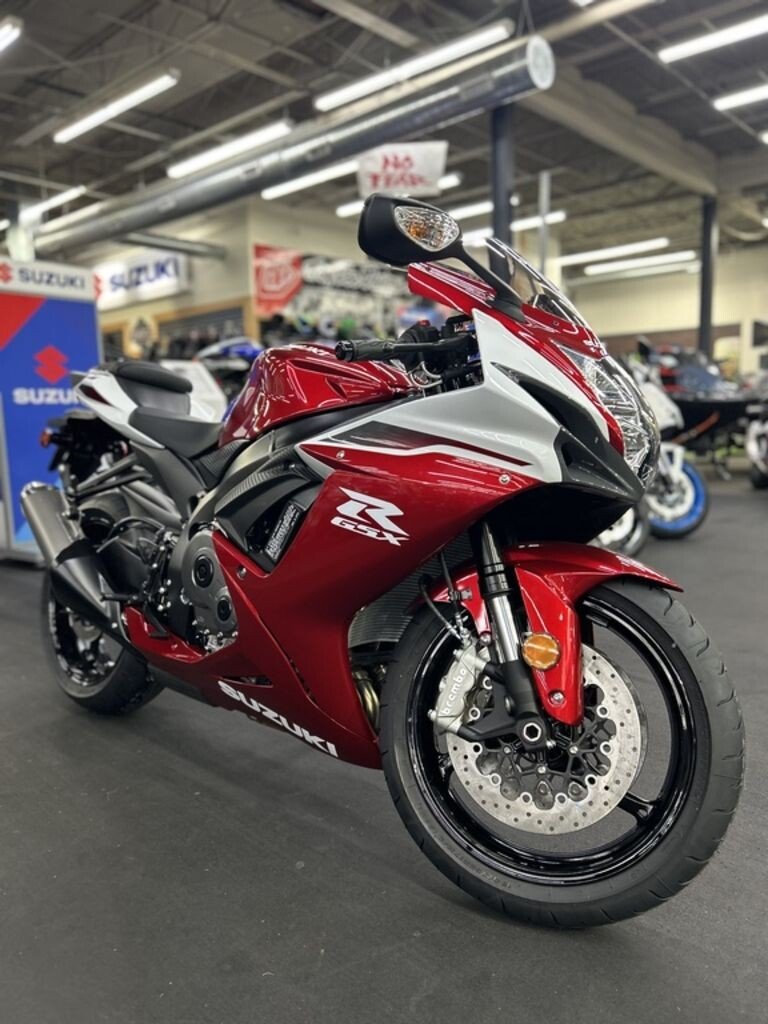 New 2027 Suzuki GSX-R600