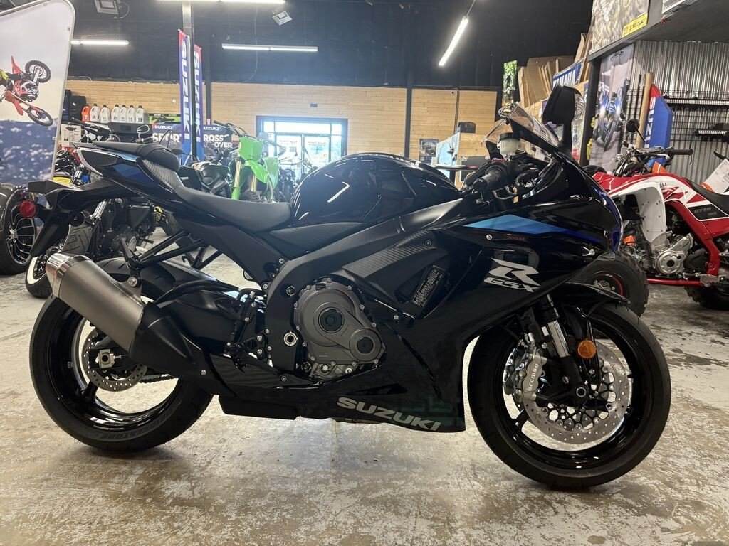 New 2027 Suzuki GSX-R600