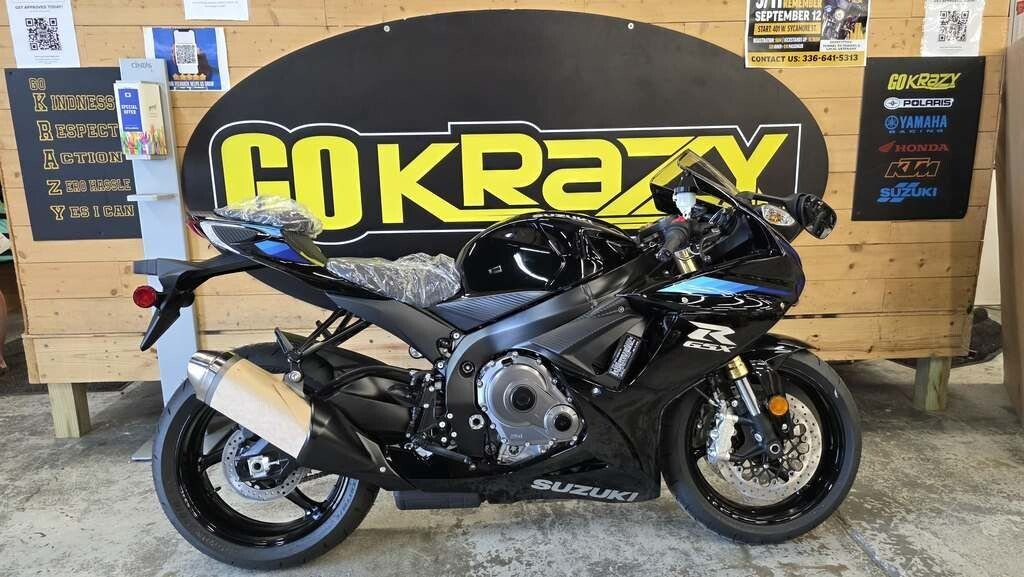 New 2027 Suzuki GSX-R750