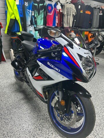 New 2027 Suzuki GSX-R600