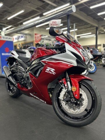 New 2027 Suzuki GSX-R600