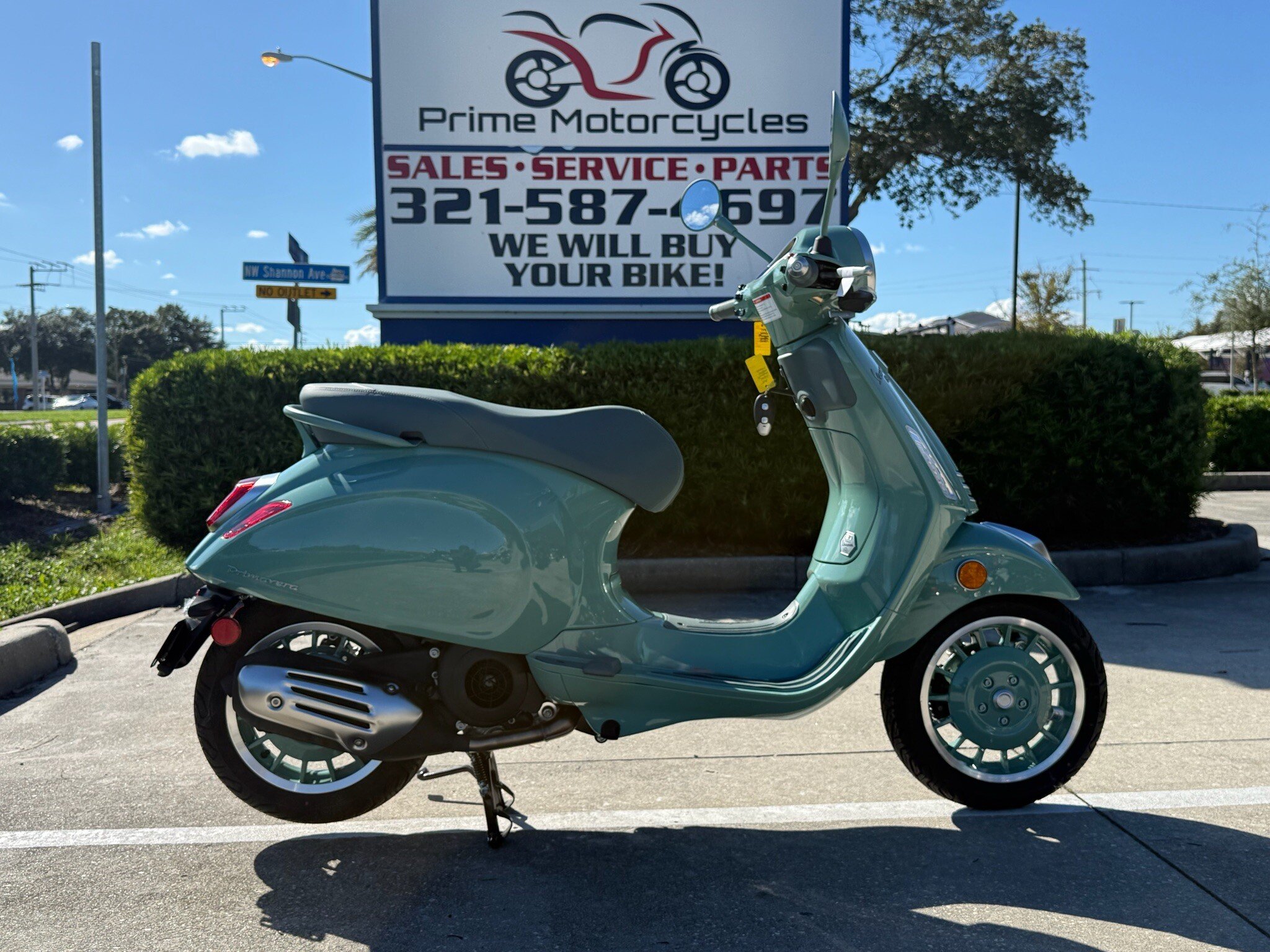 New 2027 Vespa Primavera 150