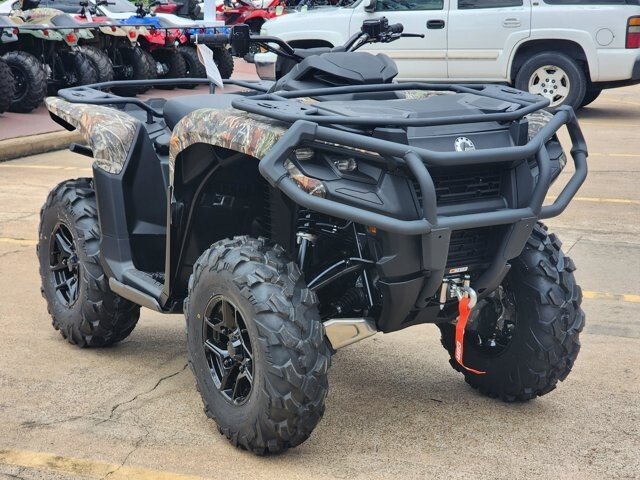 New 2025 Can-Am Outlander 700 XT
