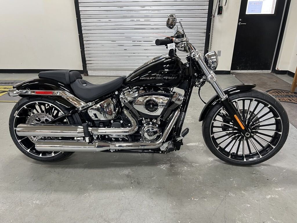 New 2025 Harley-Davidson Softail Breakout