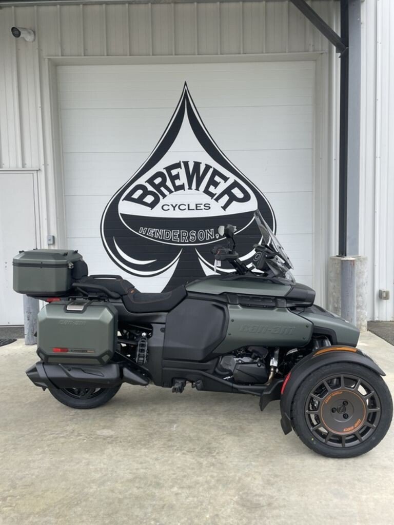 New 2025 Can-Am Canyon