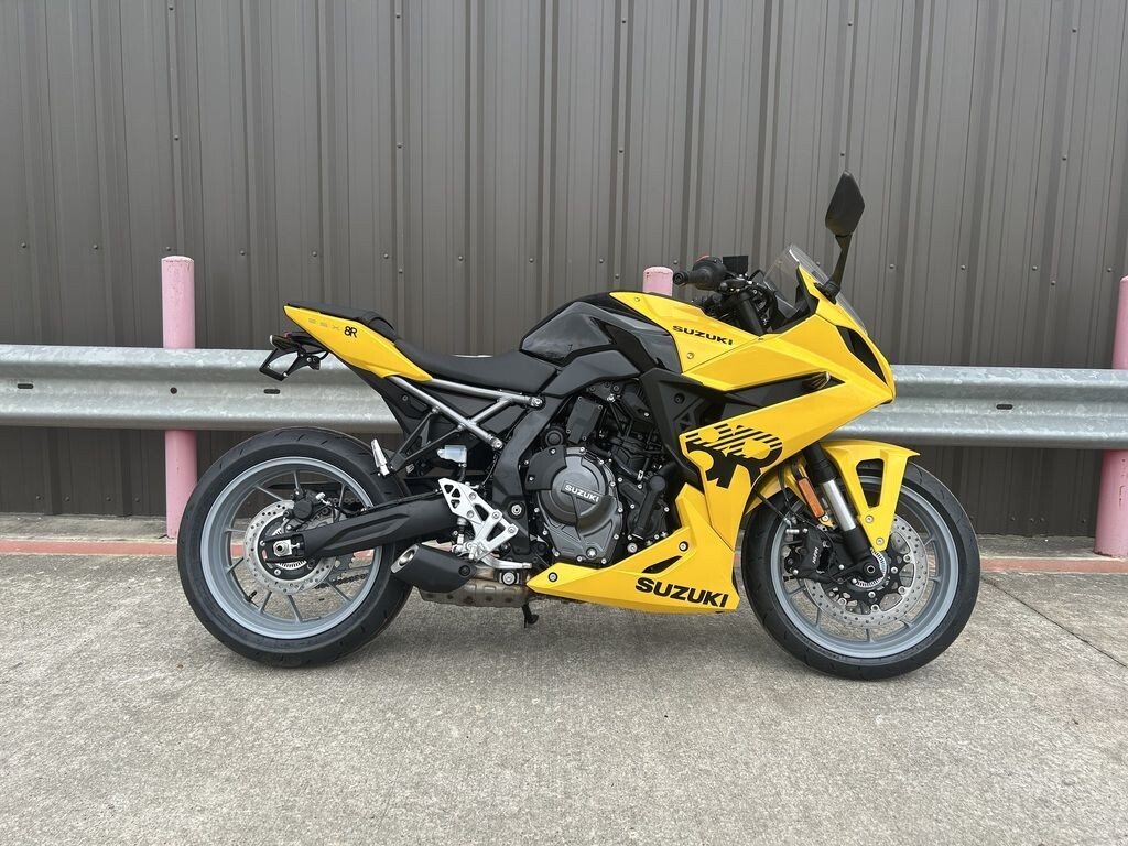 New 2025 Suzuki GSX-8R