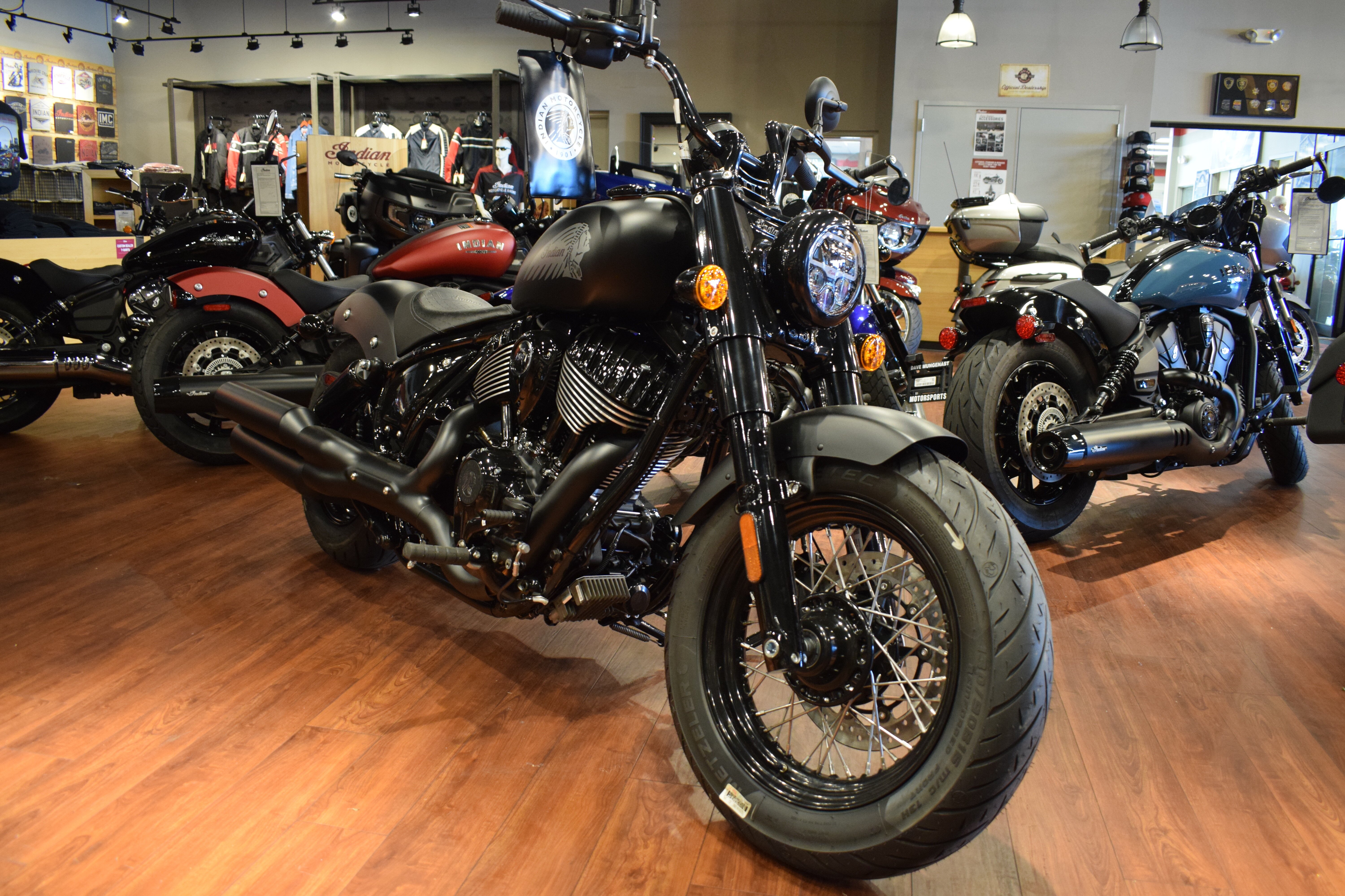 New 2025 Indian Chief Bobber Dark Horse w/ ABS