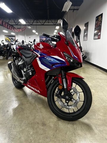 New 2025 Honda CBR500R