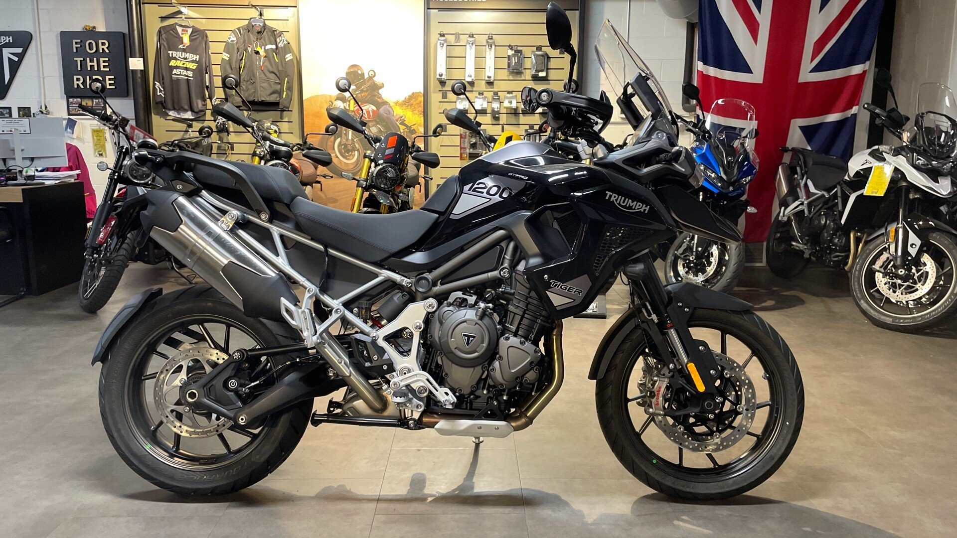New 2024 Triumph Tiger 1200 GT Pro