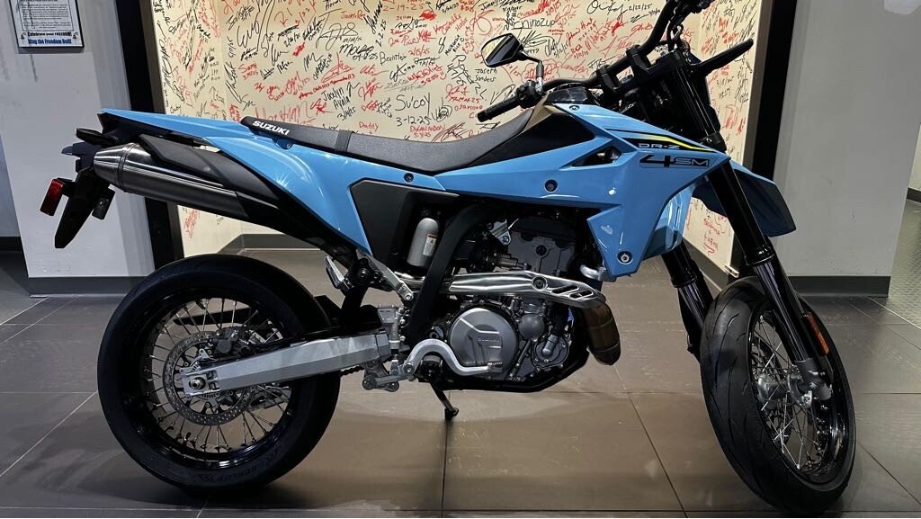 New 2025 Suzuki DR-Z4SM