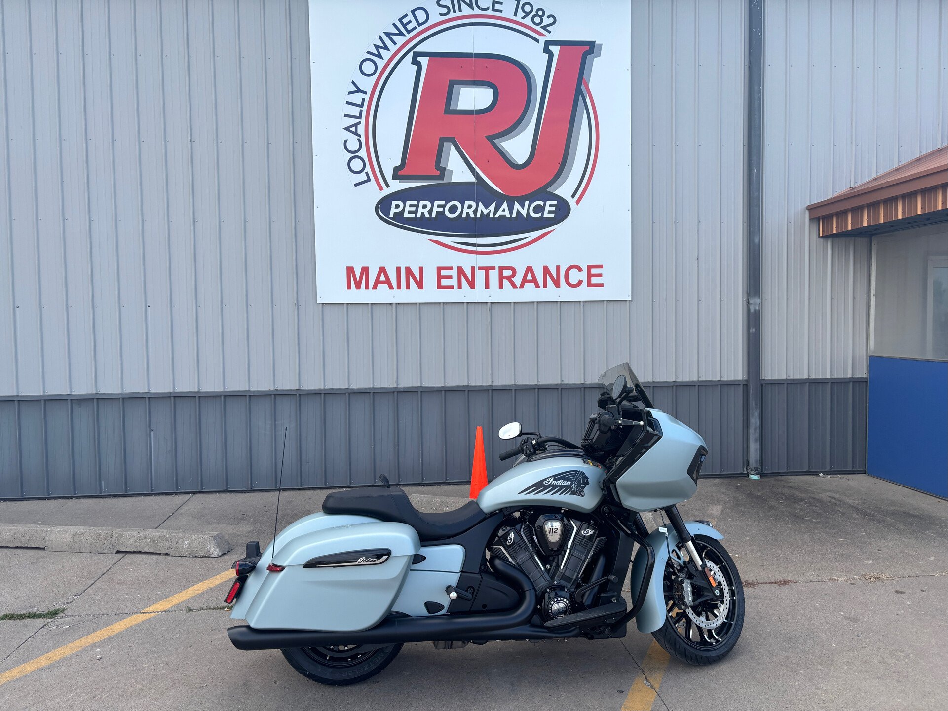 New 2025 Indian Challenger Dark Horse