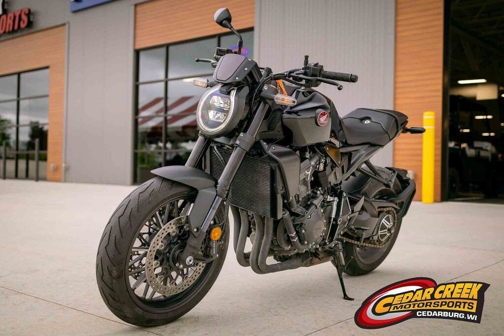 2024 Honda CB1000R Black Edition