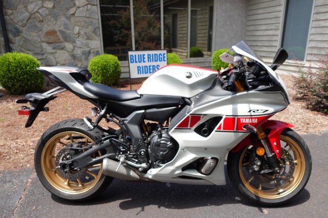2022 Yamaha YZF-R7