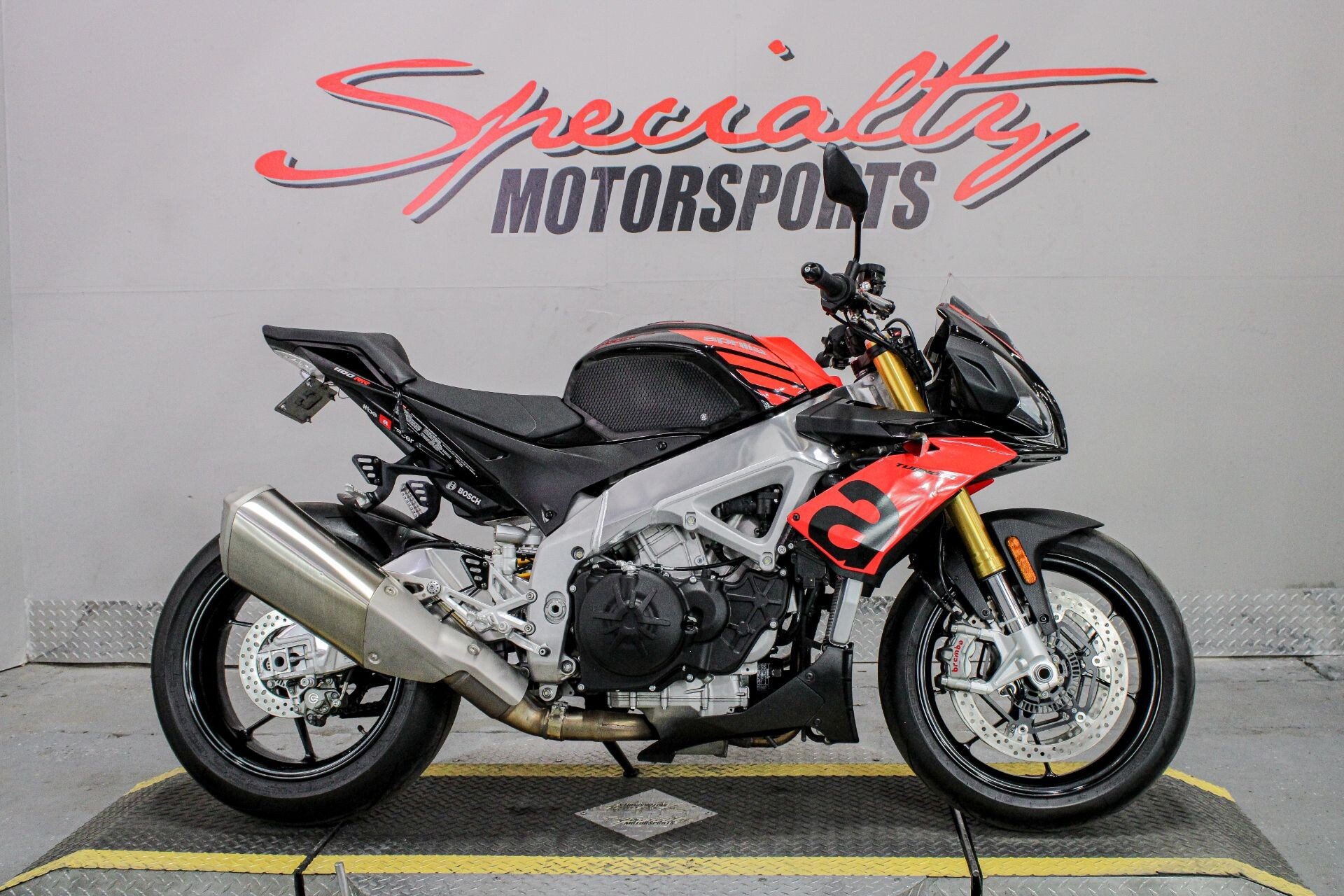 2019 Aprilia Tuono V4 1100 RR