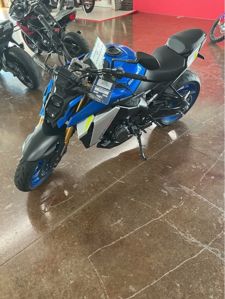 2022 Suzuki GSX-S1000