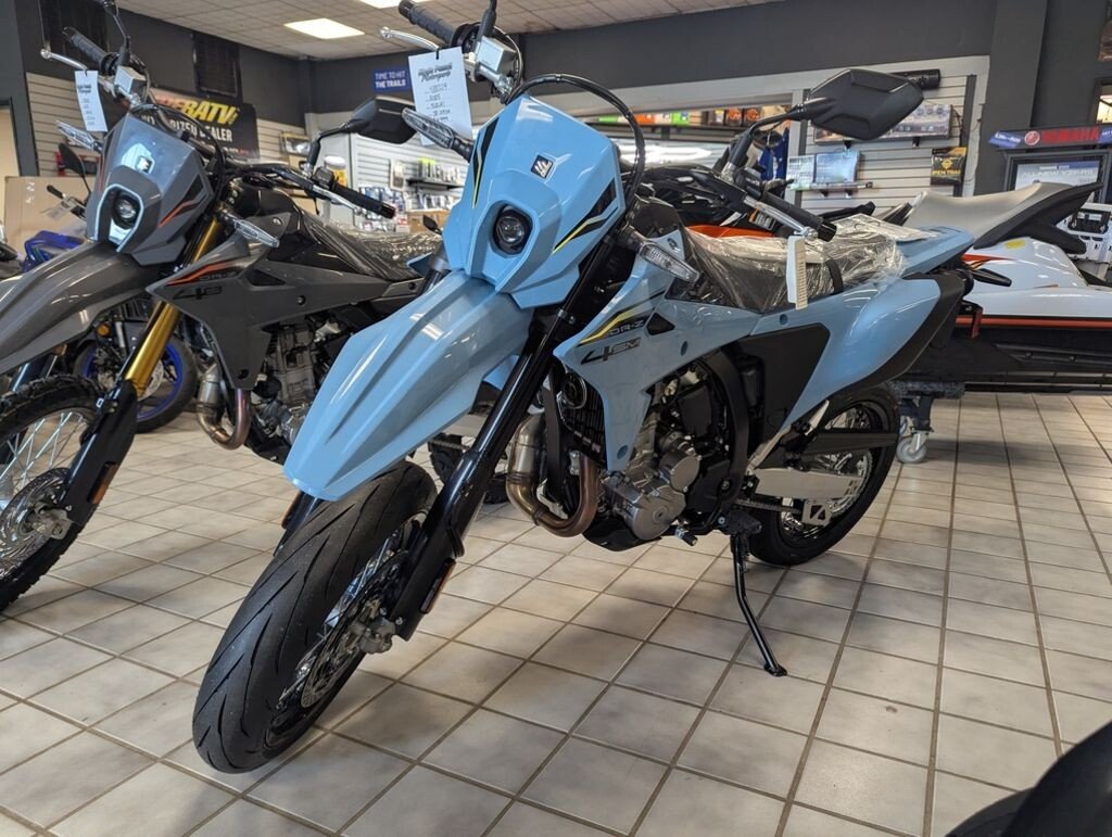 New 2025 Suzuki DR-Z4SM
