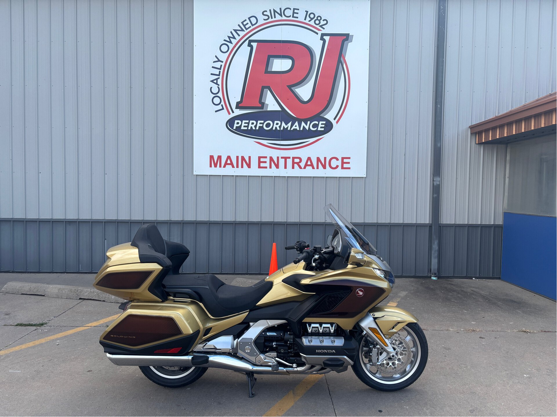 New 2025 Honda Gold Wing Tour Automatic DCT