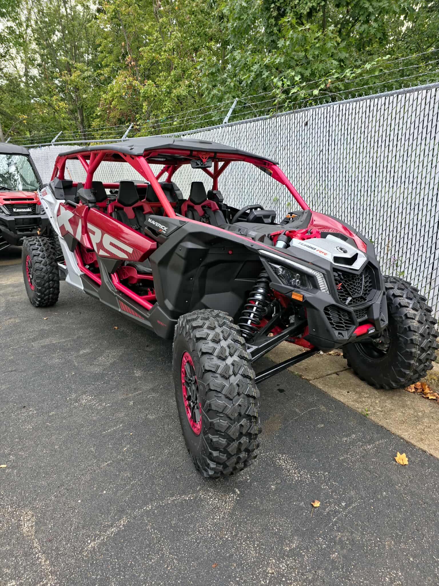 New 2025 Can-Am Maverick MAX 900