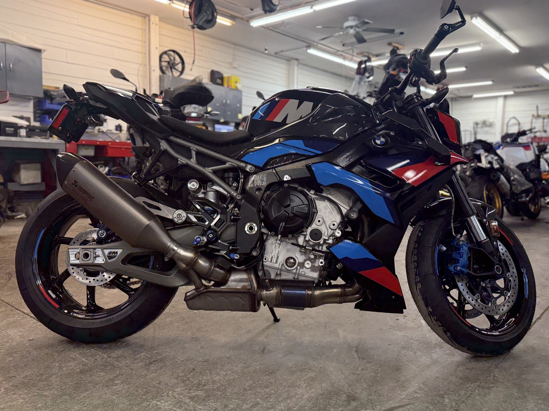 New 2026 BMW M1000R