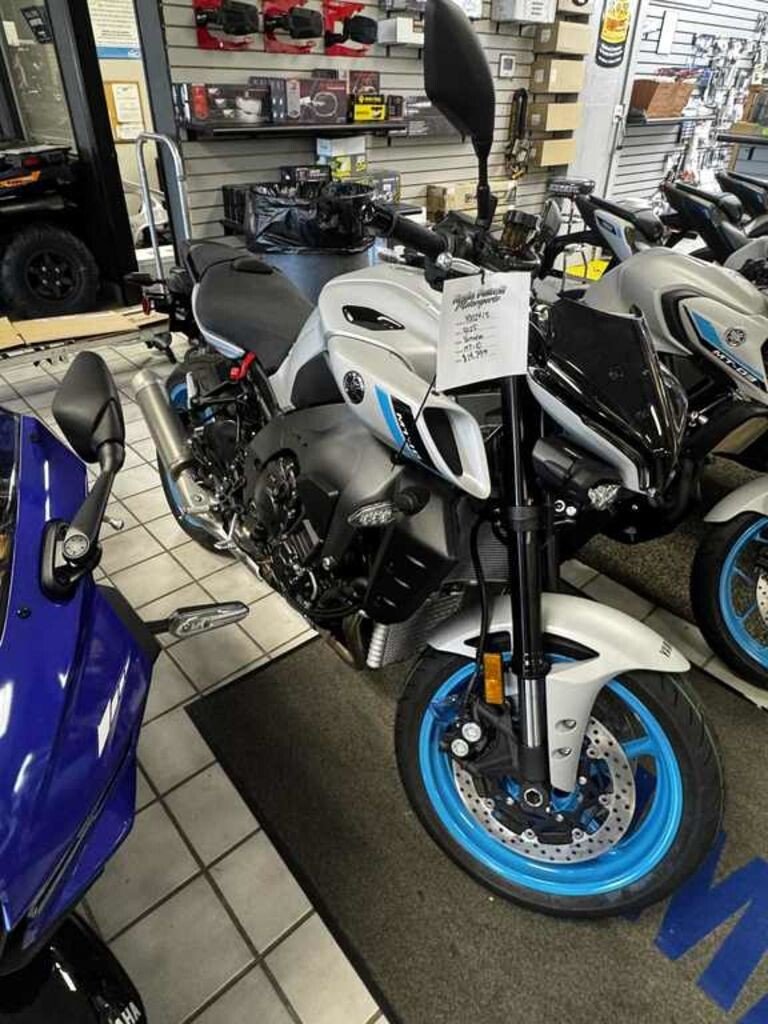 New 2025 Yamaha MT-10