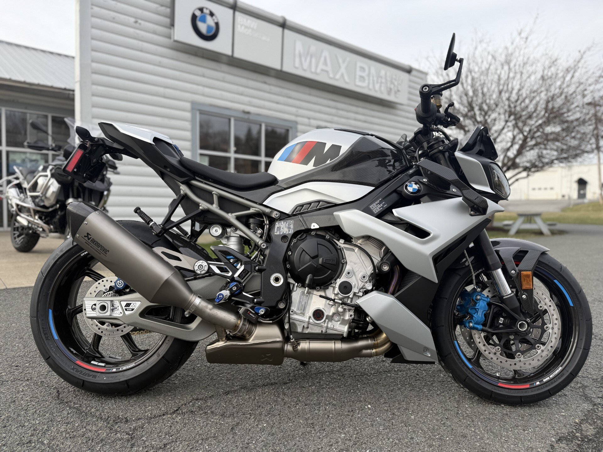 New 2026 BMW M1000R