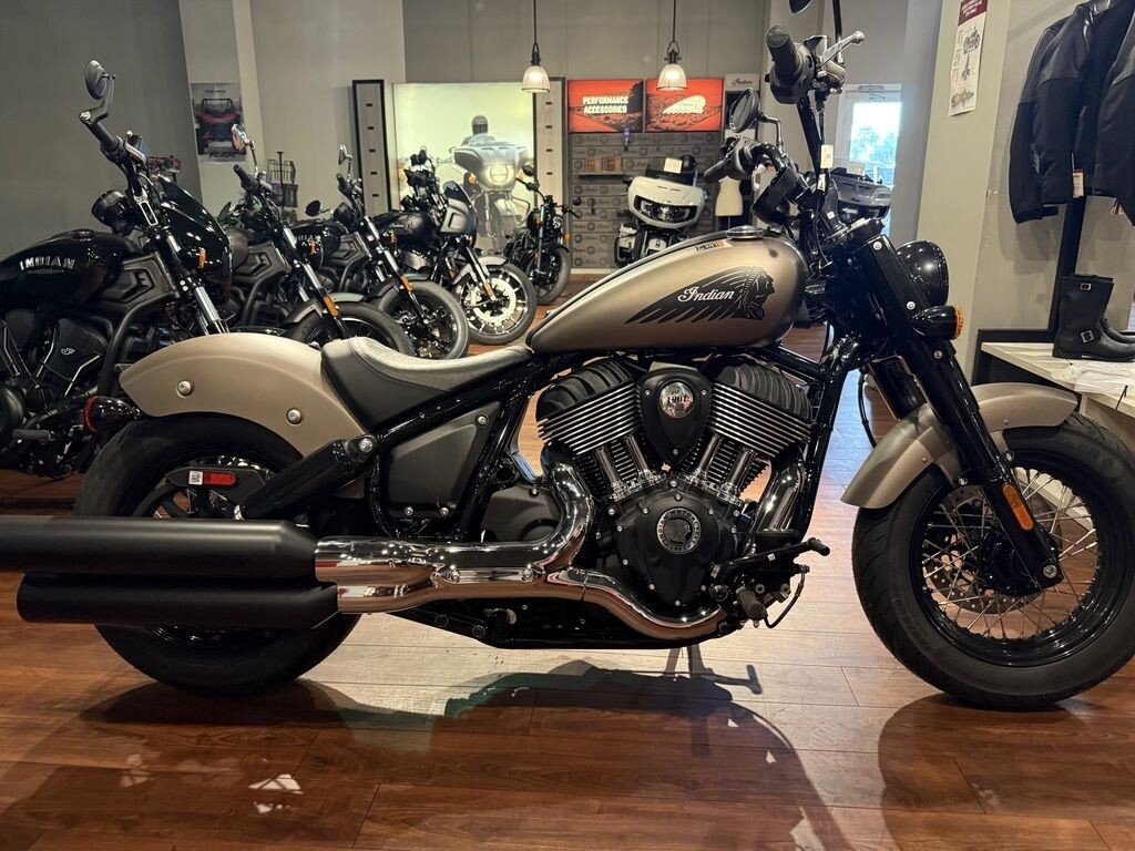 New 2025 Indian Chief Bobber w/ ABS
