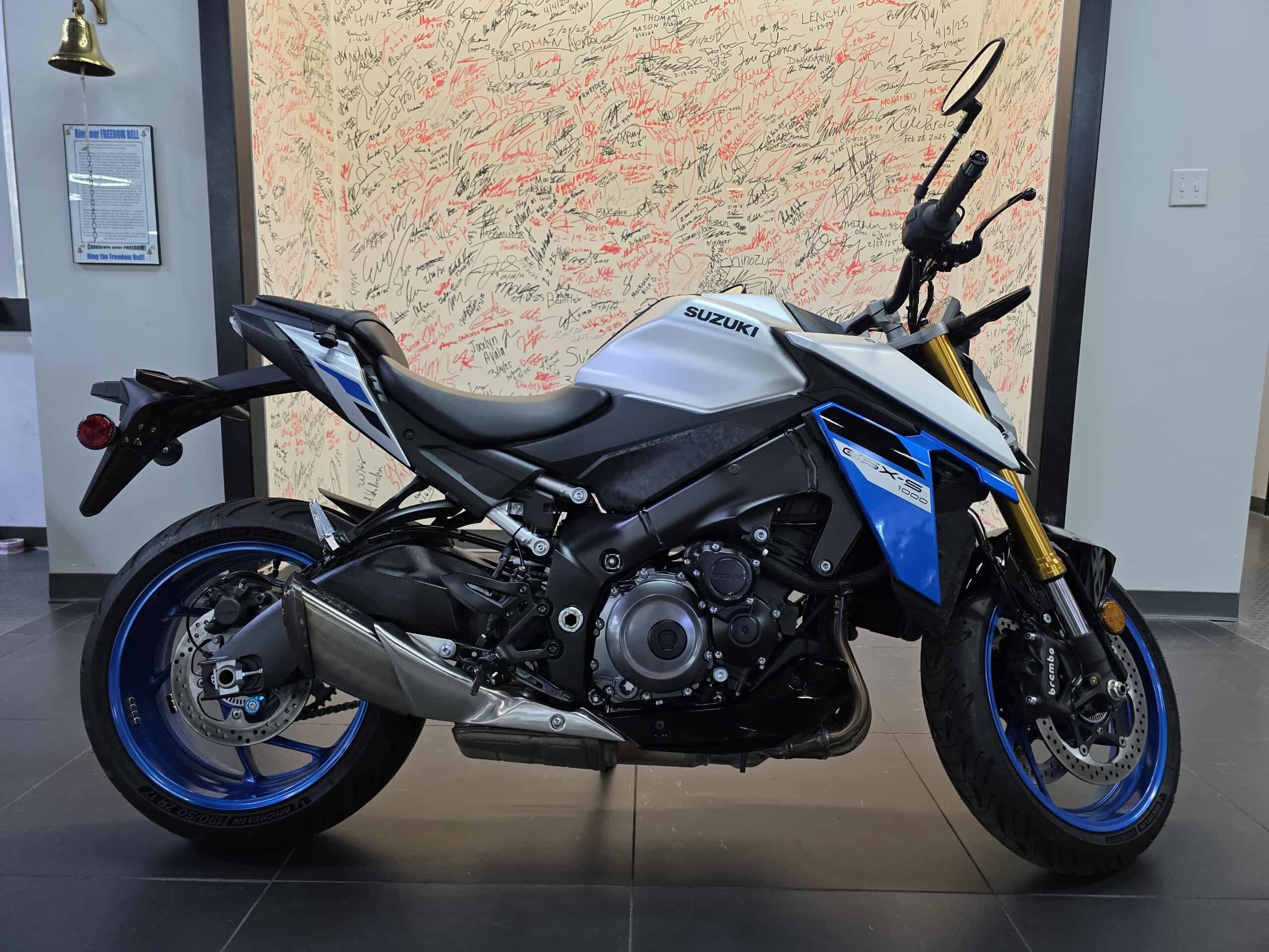2025 Suzuki GSX-S1000