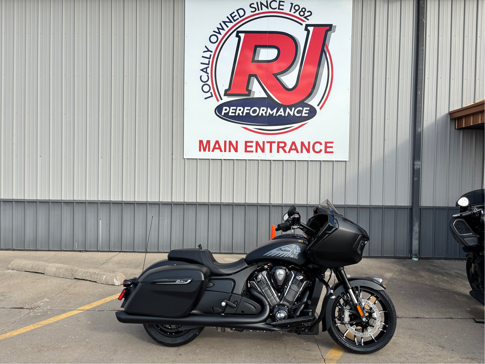 New 2025 Indian Challenger Dark Horse