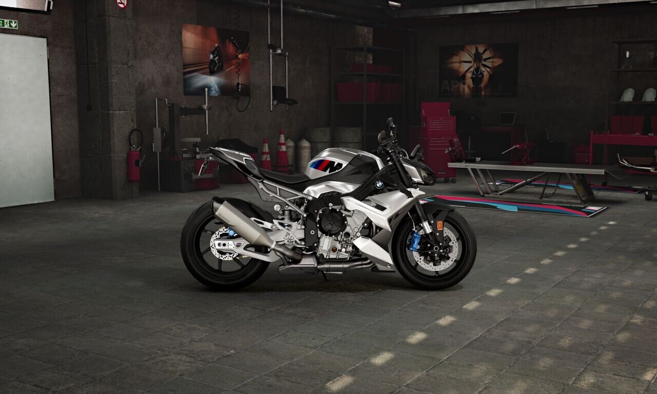 New 2026 BMW M1000R