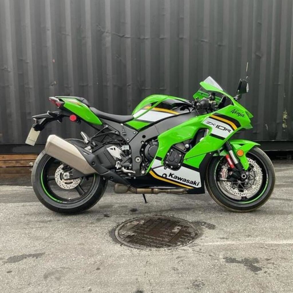 N 2018 Kawasaki Ninja® ZX™-10R | Motorcycle.com