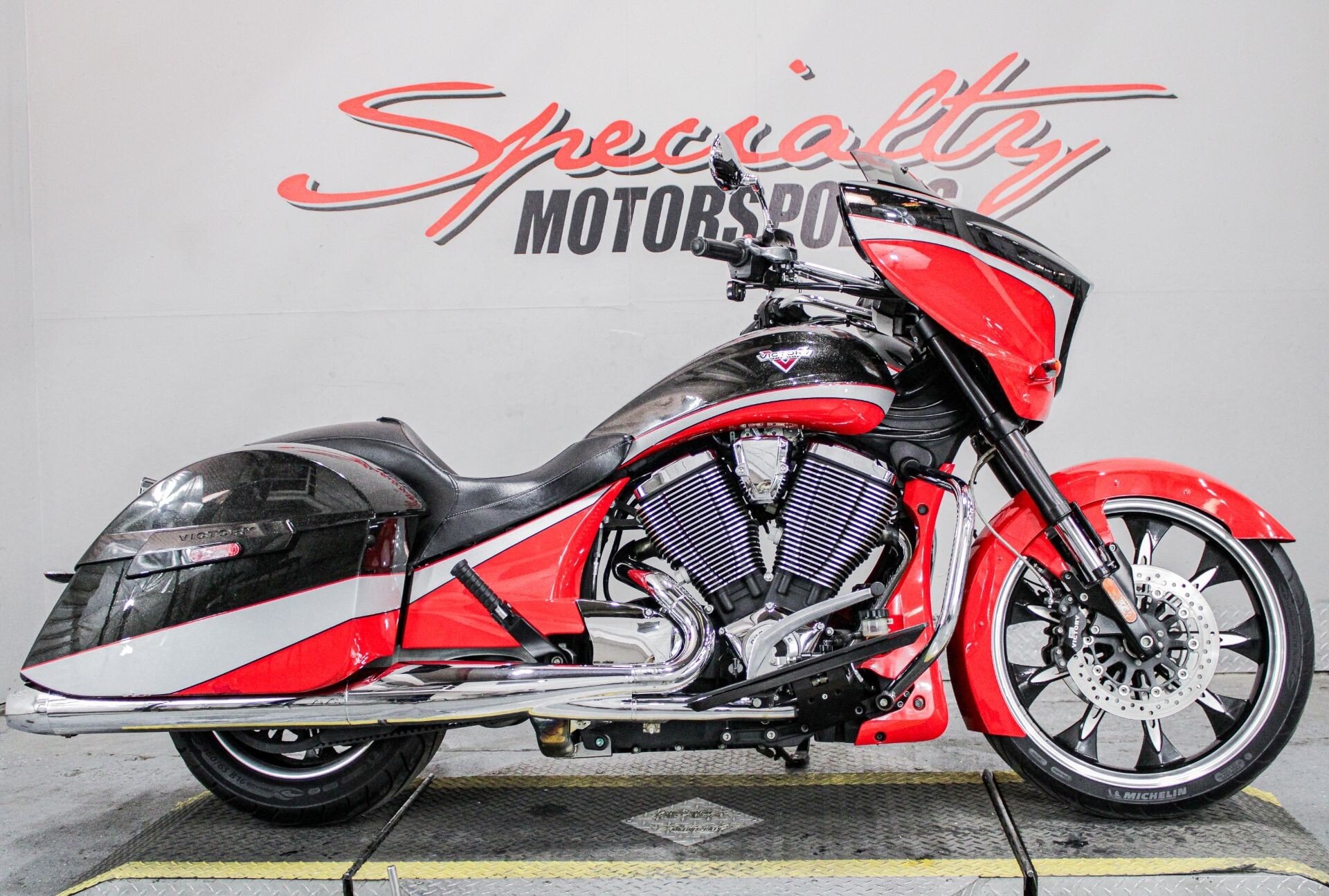 2016 Victory Magnum
