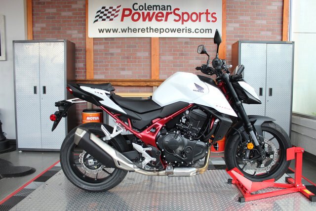 New 2025 Honda CB750 Hornet