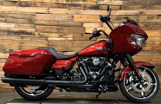 New 2025 Harley-Davidson Touring