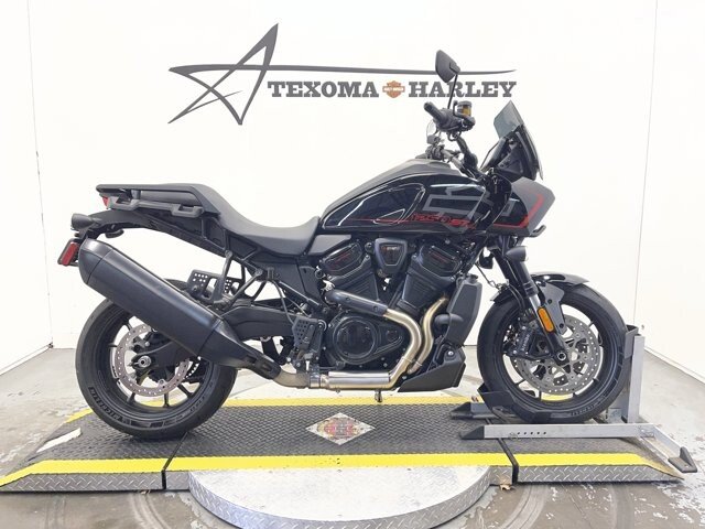New 2025 Harley-Davidson Pan America