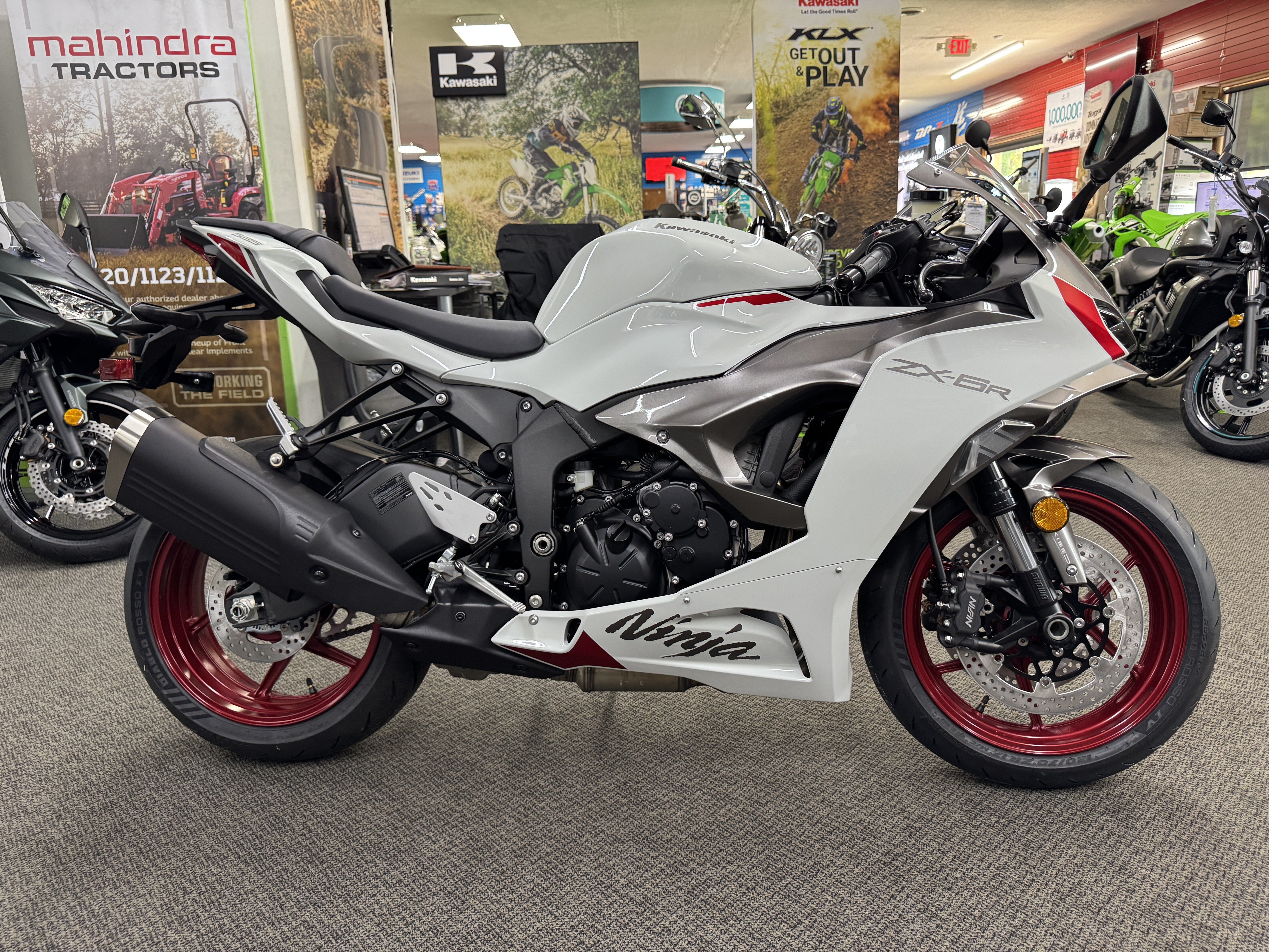 2018 Kawasaki Ninja ZX-6R ABS KRT Edition Specifications, Photos