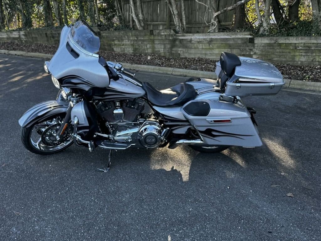 2015 Harley-Davidson CVO