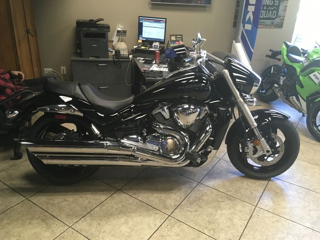 New 2025 Suzuki Boulevard 1800