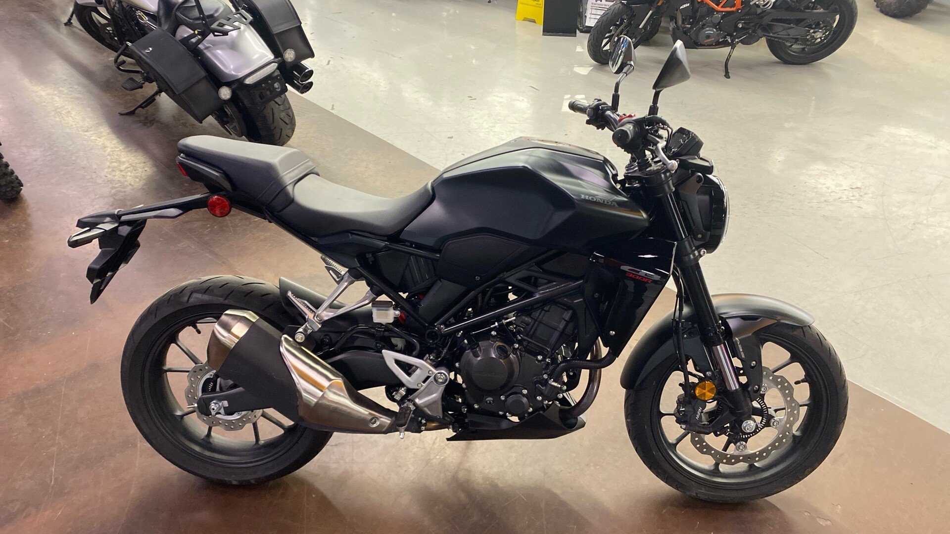 2023 Honda CB300R ABS